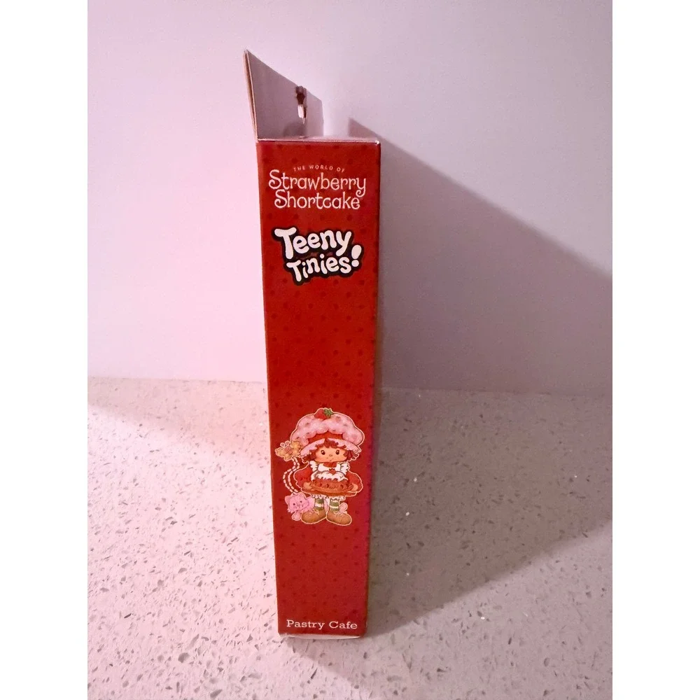 Strawberry Shortcake Teeny Tinies Pastry Cafe Playset 20 Pieces New 9205052